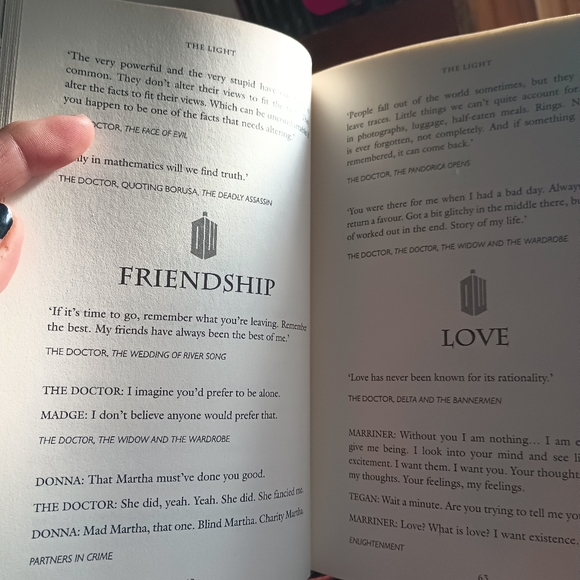 Two New Doctor Who Books - Picture 8 of 13